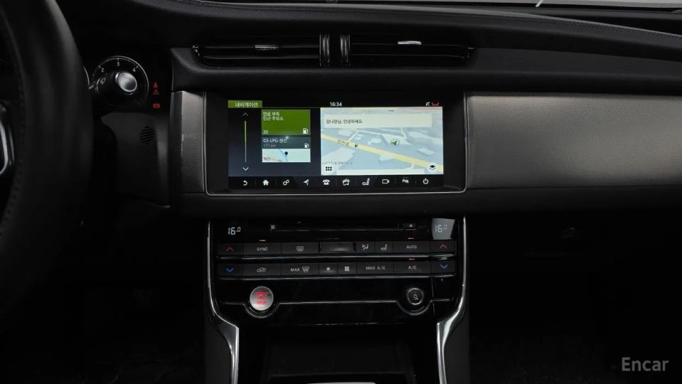 Jaguar xf