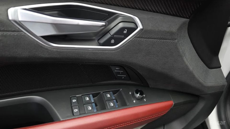 Audi E-tron GT