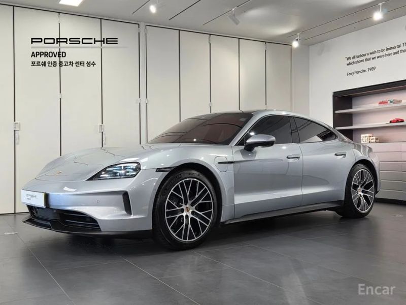 Porsche Taycan