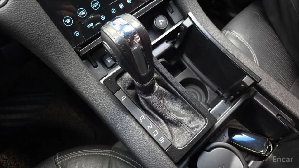 Ford Taurus