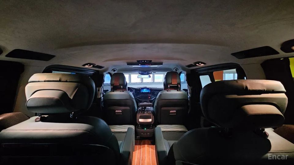 Mercedes-Benz V-Class