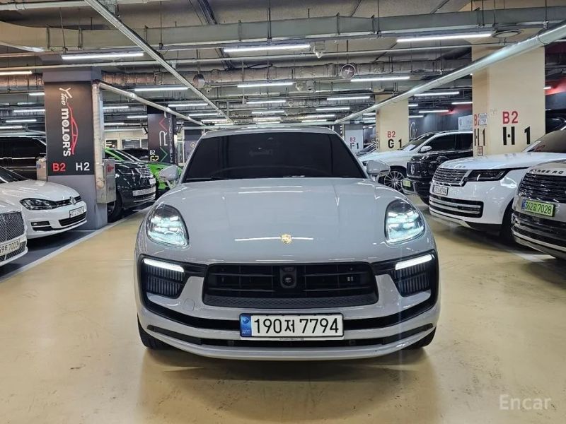 Porsche Macan