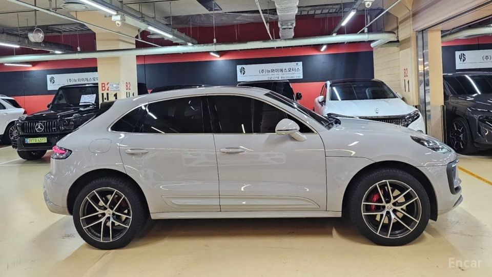 Porsche Macan