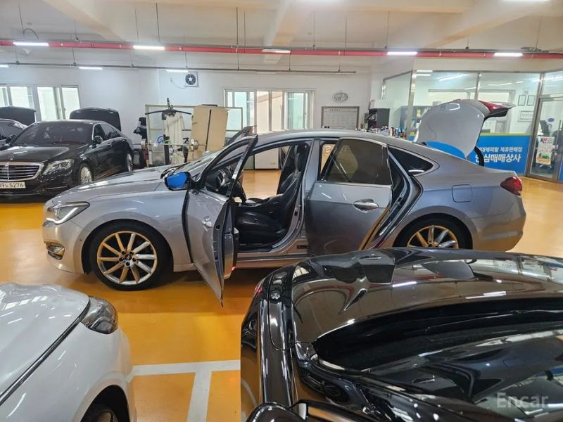 Hyundai Aslan