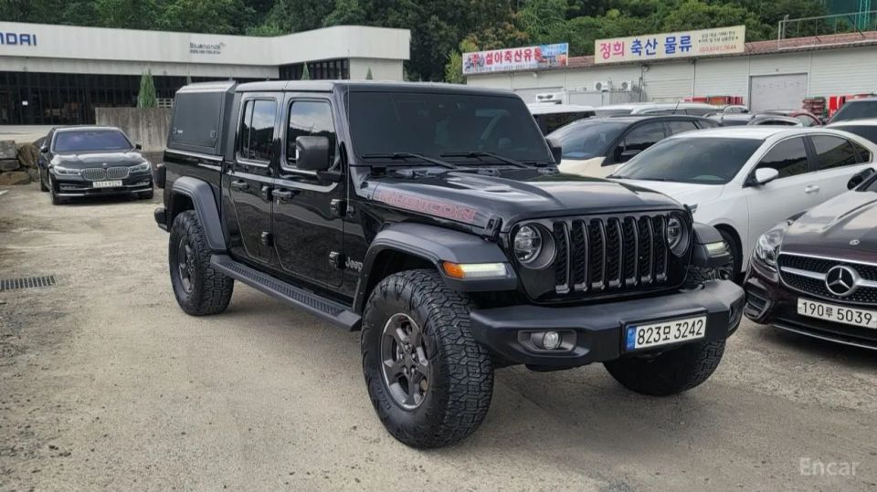 Jeep gladiator