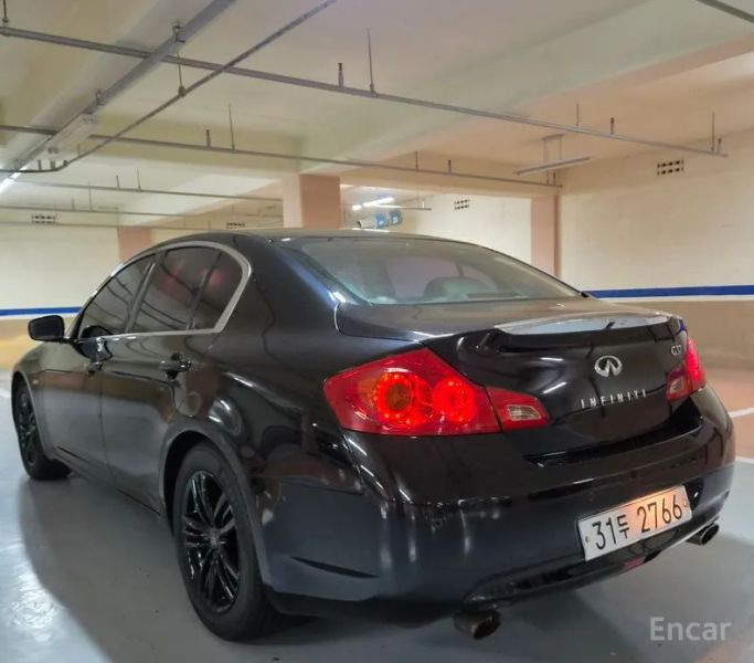 Infiniti G
