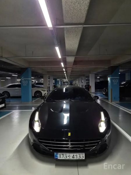 Ferrari California