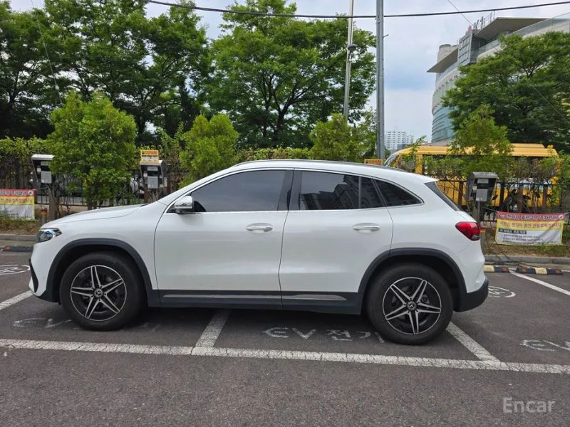 Mercedes-Benz EQA
