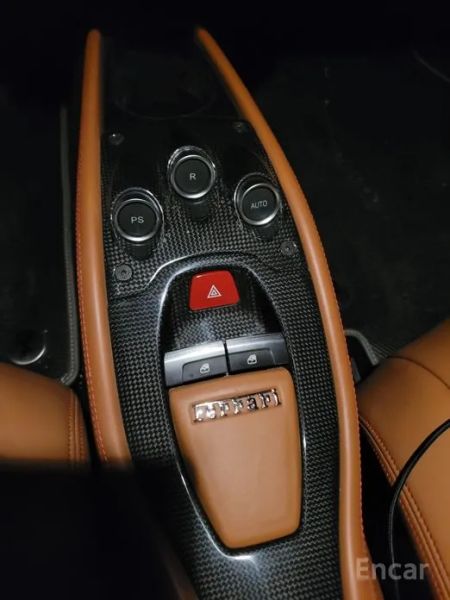 Ferrari 458