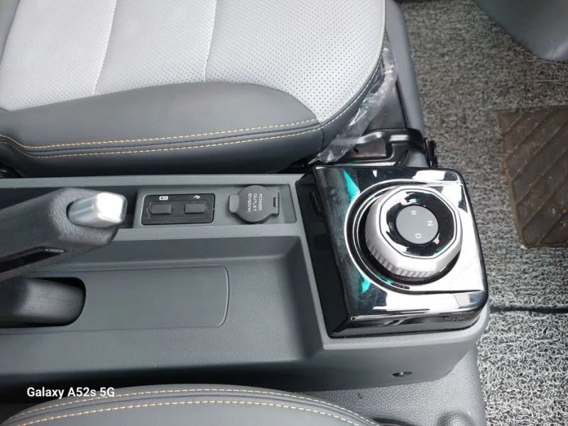 Geely SE-A2 Van