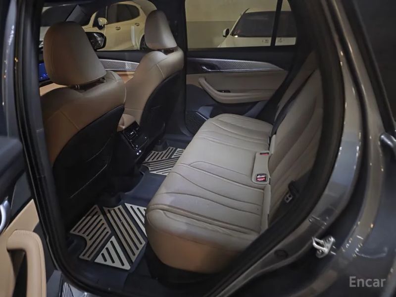 Renault-KoreaSamsung Grand Koleos