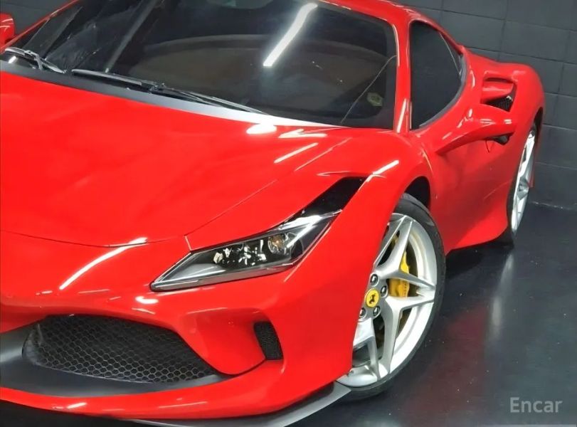 Ferrari F8