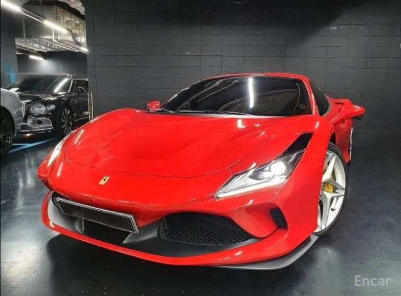 Ferrari F8