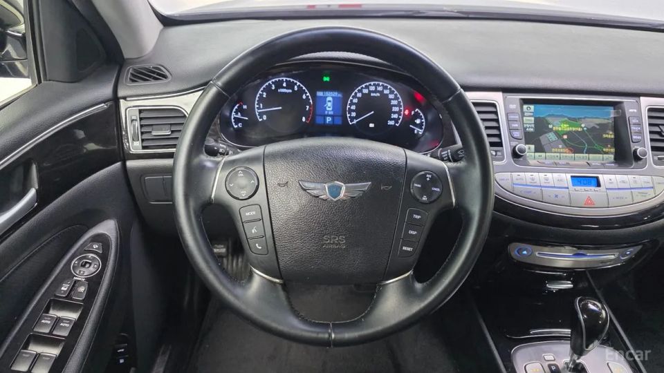 Hyundai Genesis
