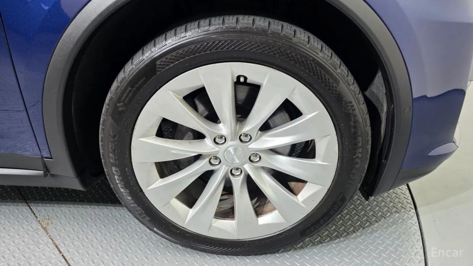 Tesla model-x