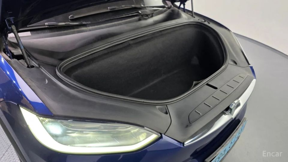 Tesla model-x