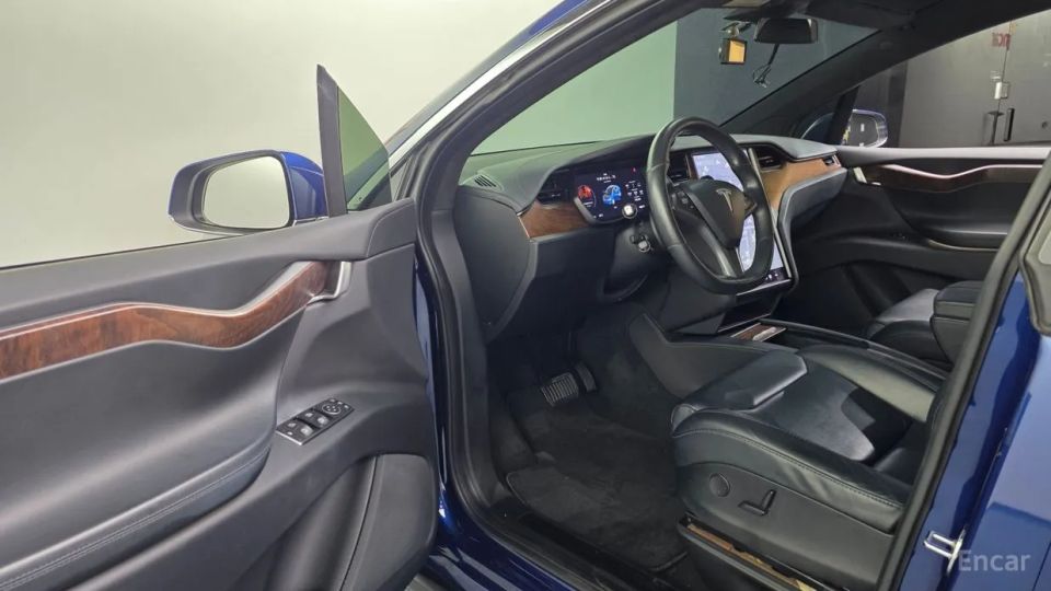 Tesla model-x