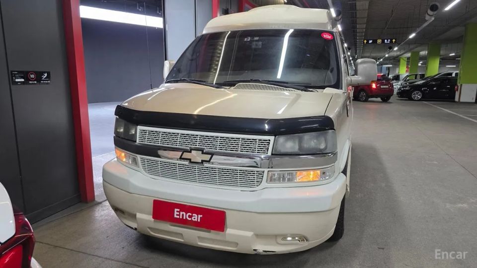 Chevrolet Express Van