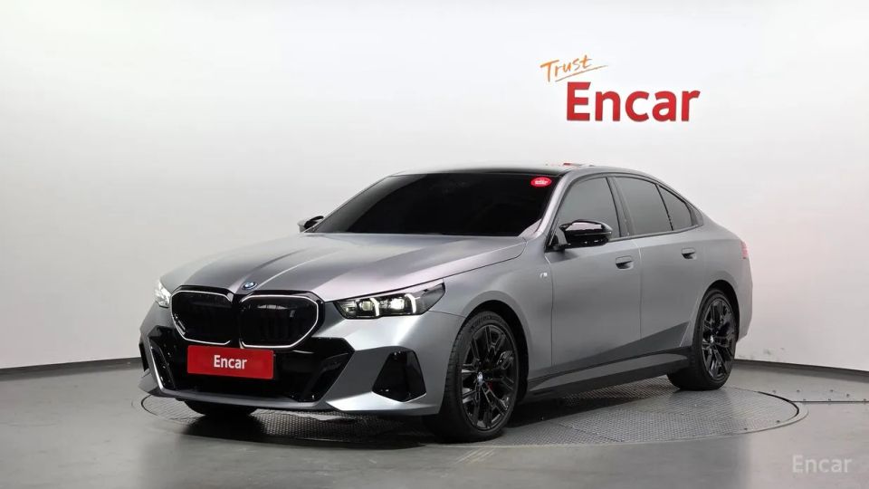 BMW i5