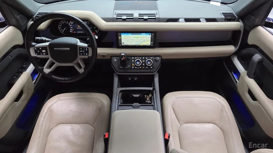 Land Rover Defender