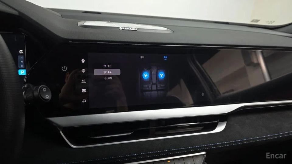 Renault-KoreaSamsung Grand Koleos