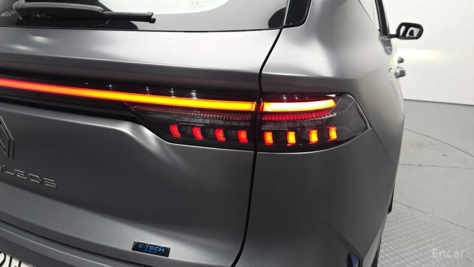 Renault-KoreaSamsung Grand Koleos