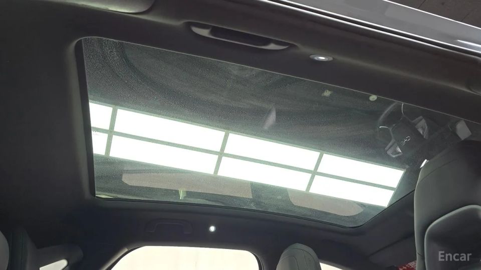 BYD Sealion 7