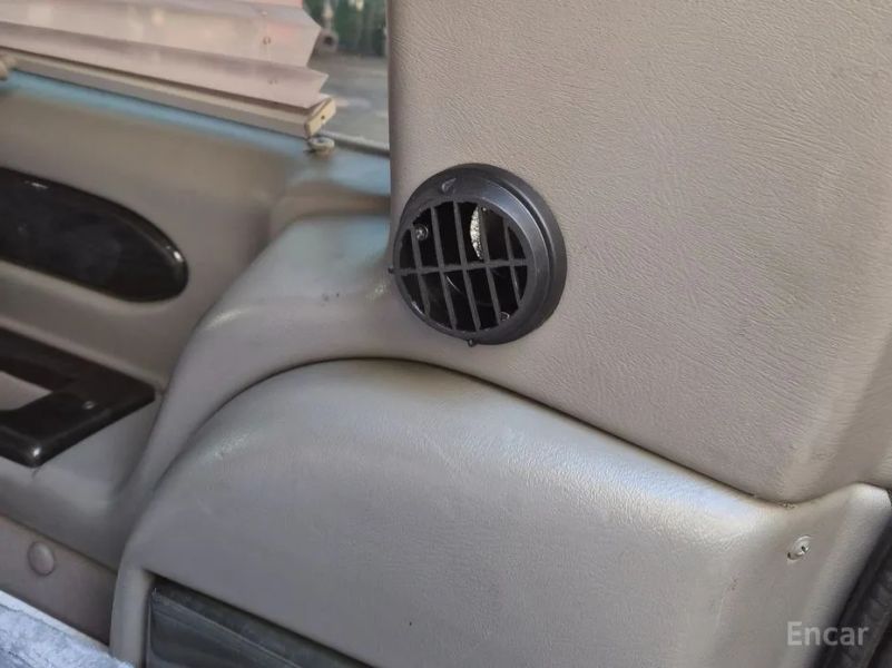 Chevrolet Express Van