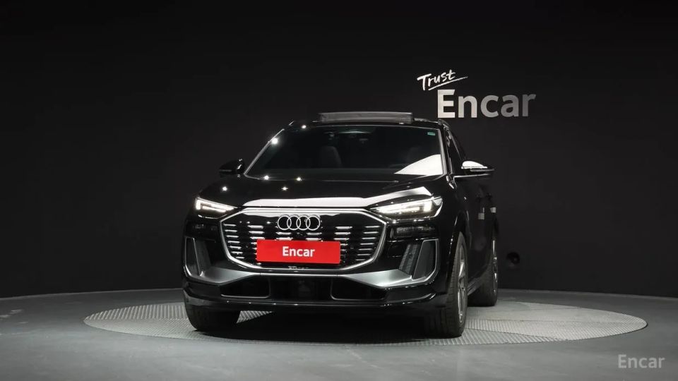 Audi Q6 e-tron