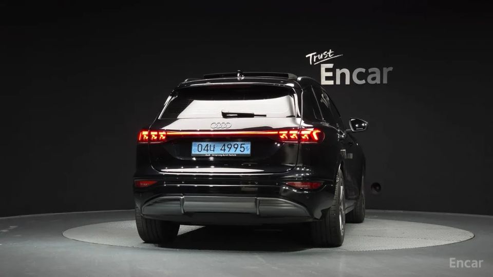 Audi Q6 e-tron