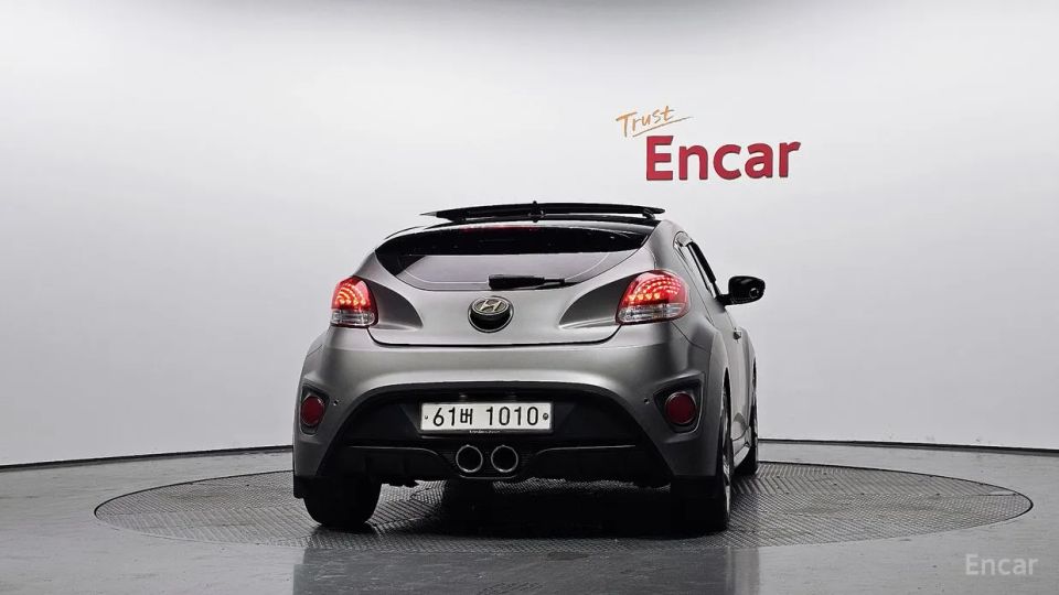 Hyundai Veloster