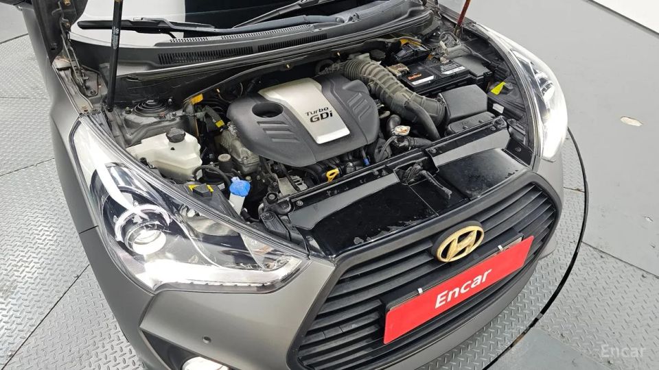 Hyundai Veloster