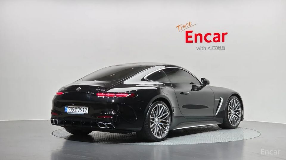 Mercedes-Benz AMG GT