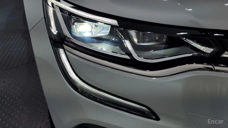 Renault-KoreaSamsung SM6