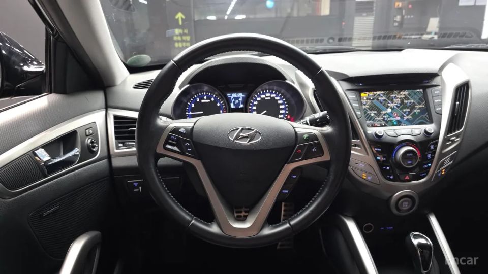 Hyundai Veloster