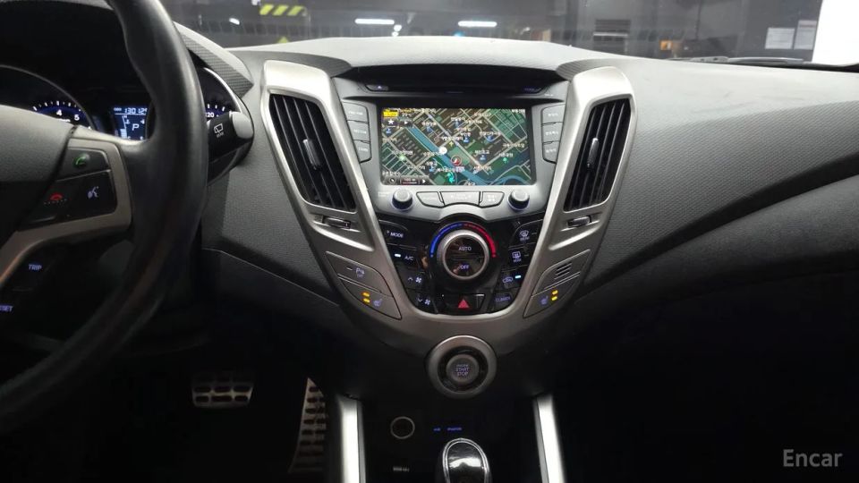 Hyundai Veloster