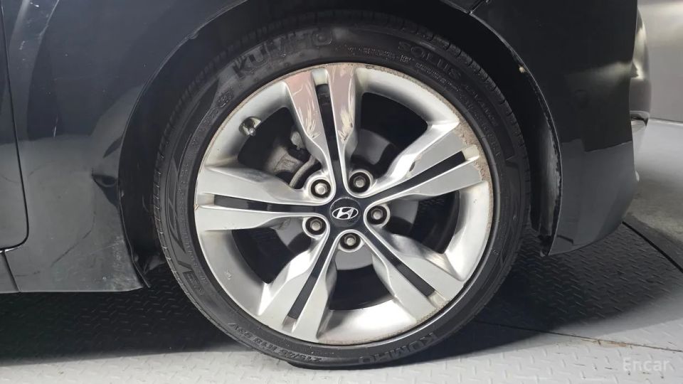 Hyundai Veloster