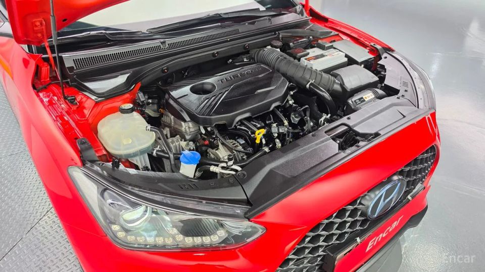 Hyundai Veloster