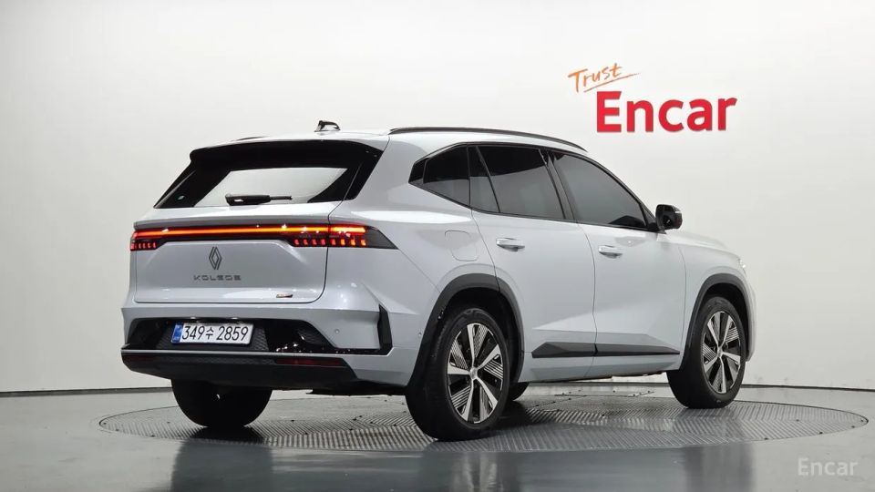 Renault-KoreaSamsung Grand Koleos