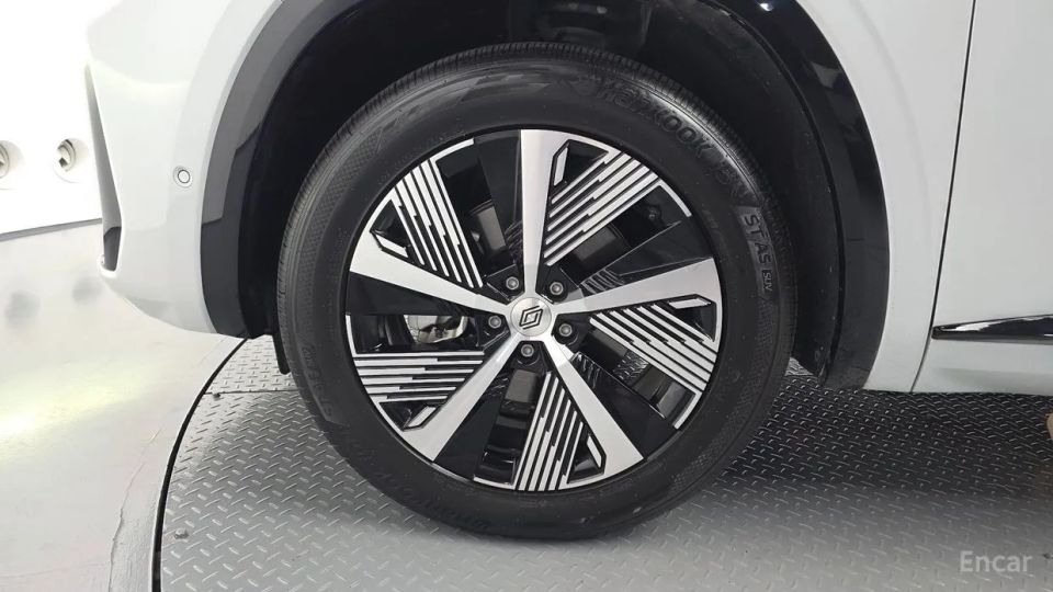Renault-KoreaSamsung Grand Koleos