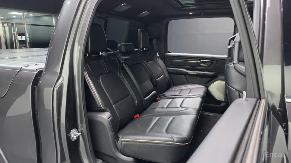 Dodge Ram Pick Up
