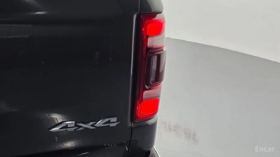 Dodge Ram Pick Up