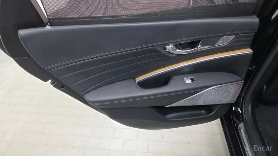 Kia K9