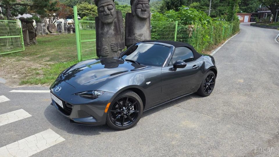 Mazda MX-5 Miata