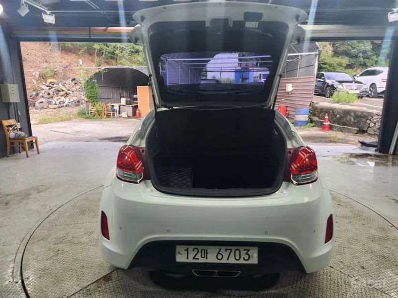 Hyundai Veloster