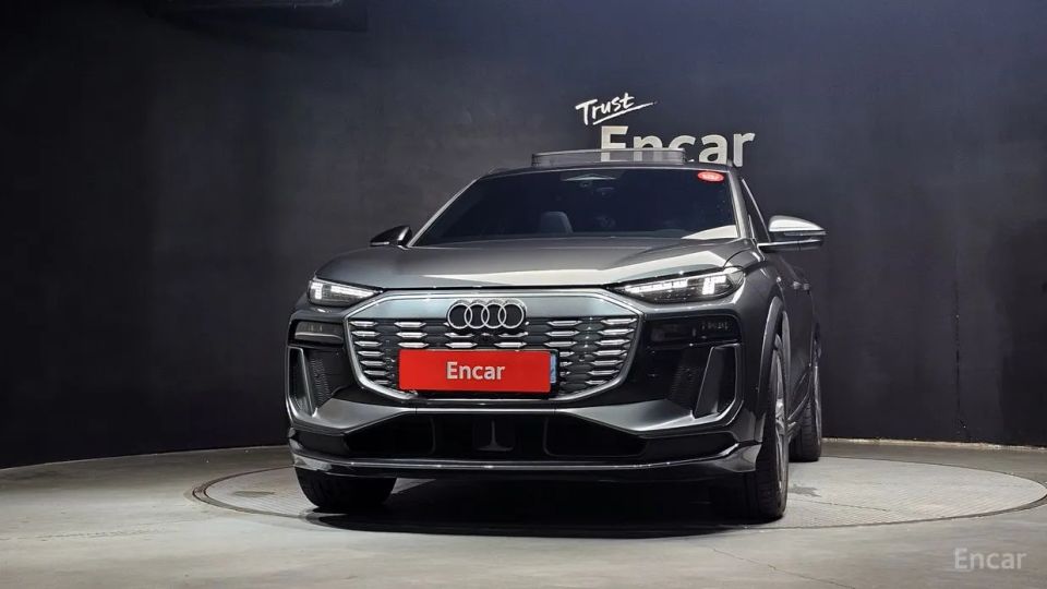Audi Q6 e-tron