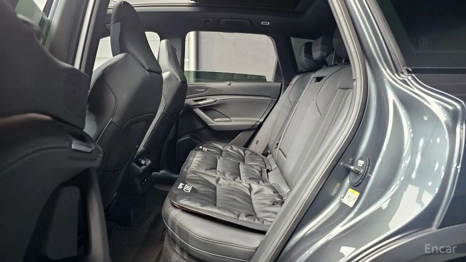 Audi Q6 e-tron