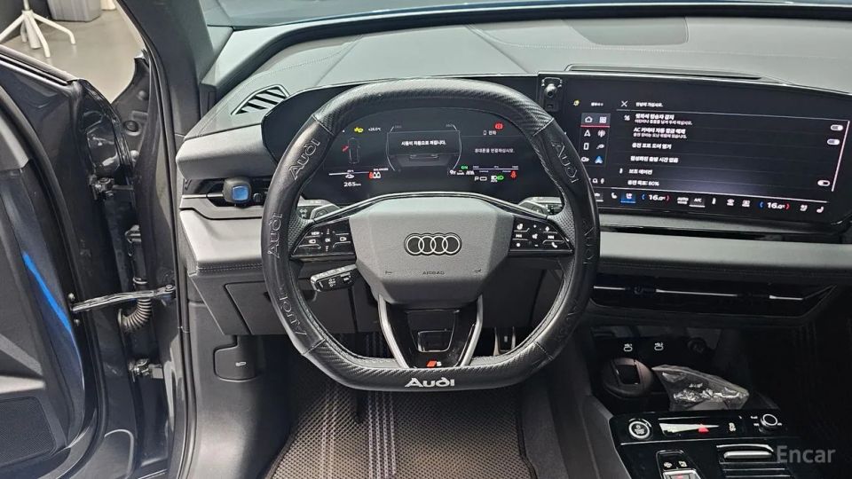 Audi Q6 e-tron