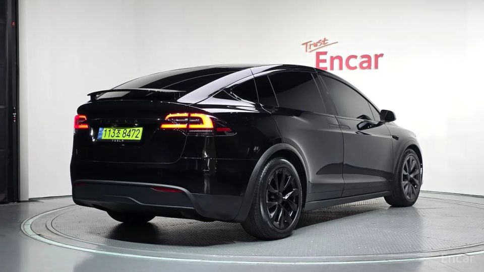 Tesla model-x