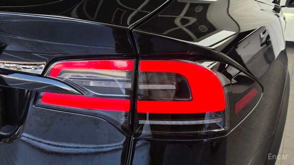 Tesla model-x